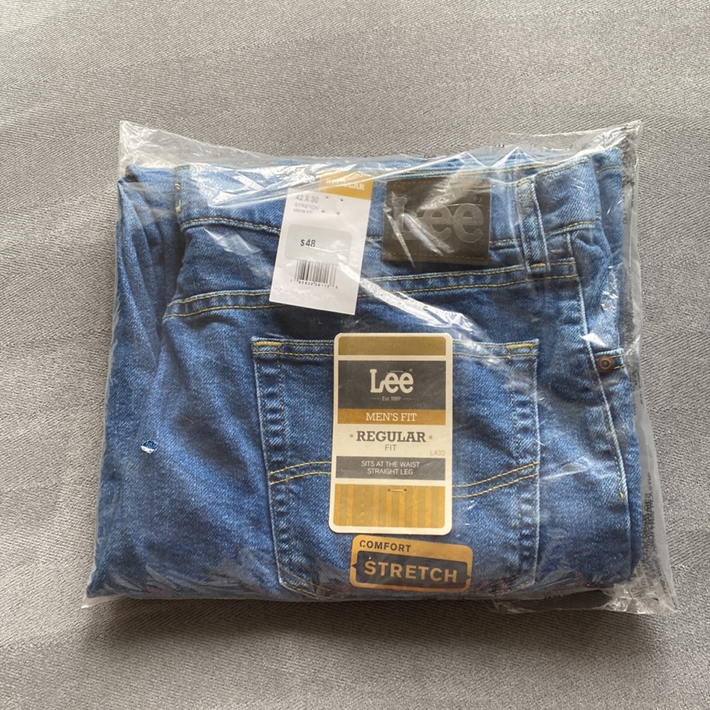 NEW Men's Lee Regular Fit Straight Leg Jeans 42x30